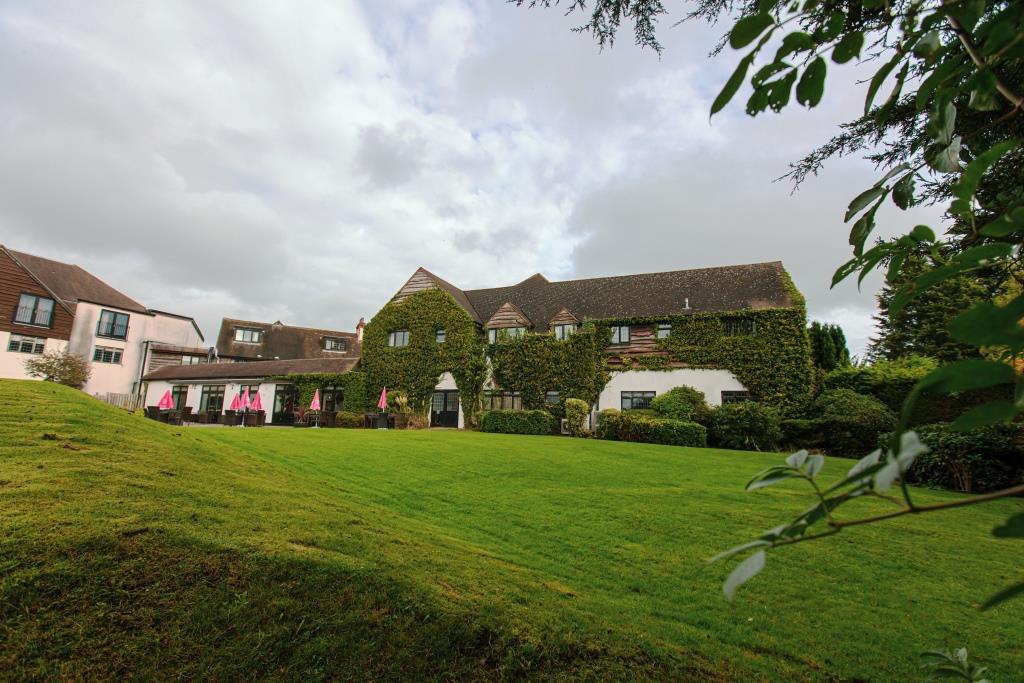 The Hotel at Sketchley Grange