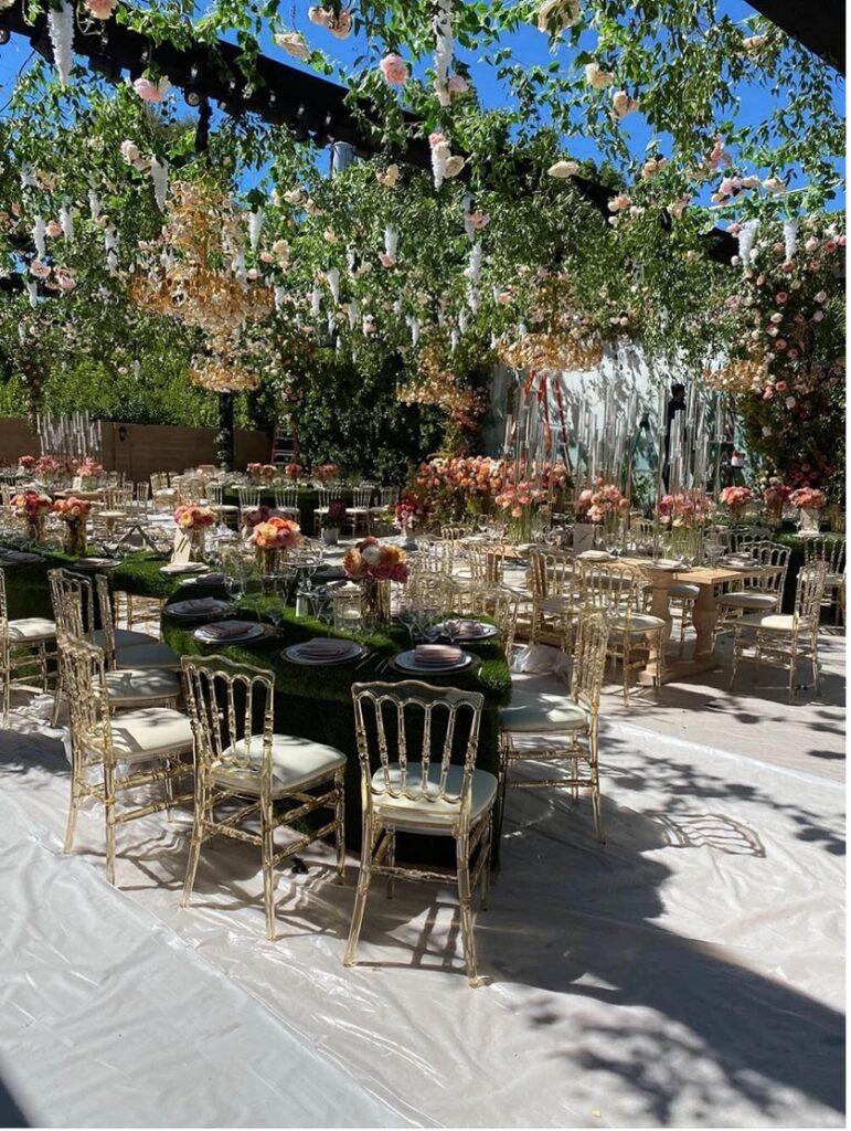 Example of a wedding in an outside venue